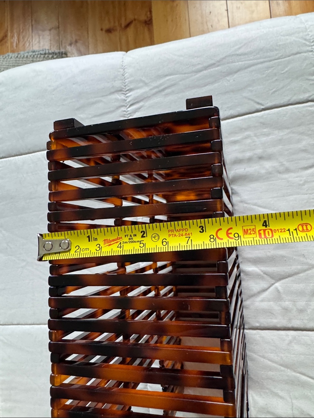 Acrylic Tortoiseshell Slatted Tote Bag - Brown Pattern - Picture 4 of 4